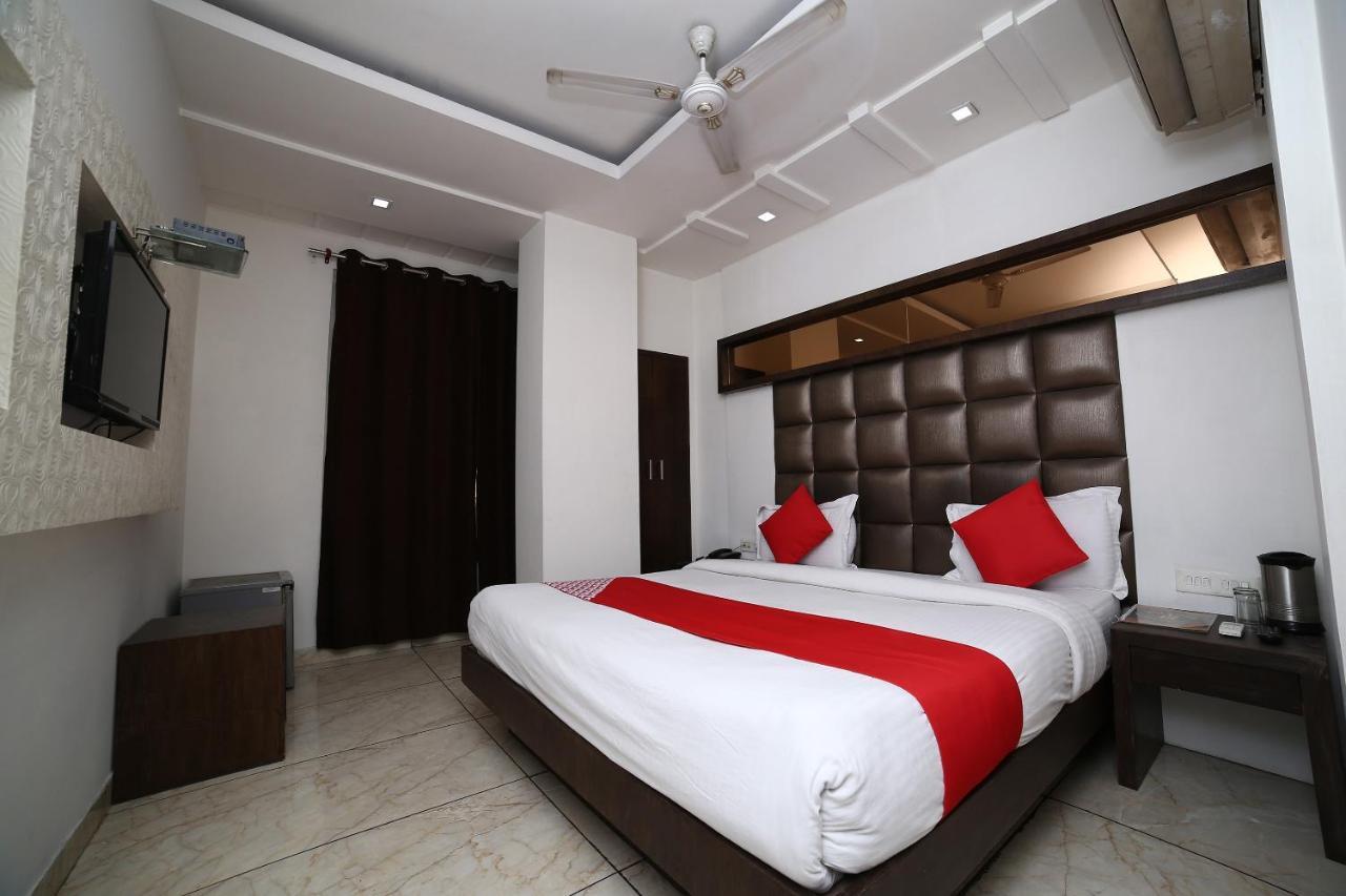 Oyo 11150 Hotel Jmd Rooms Neu-Delhi Exterior foto