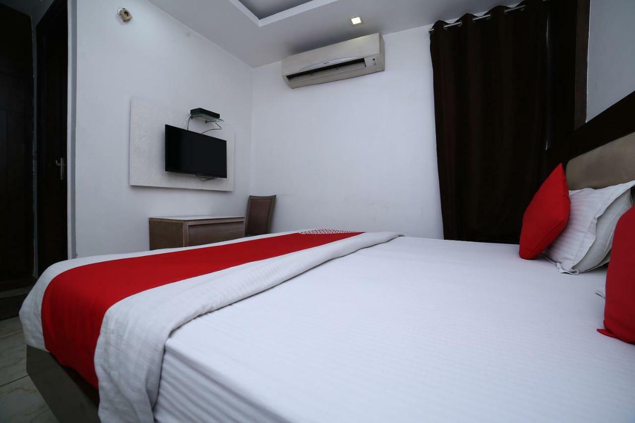 Oyo 11150 Hotel Jmd Rooms Neu-Delhi Exterior foto