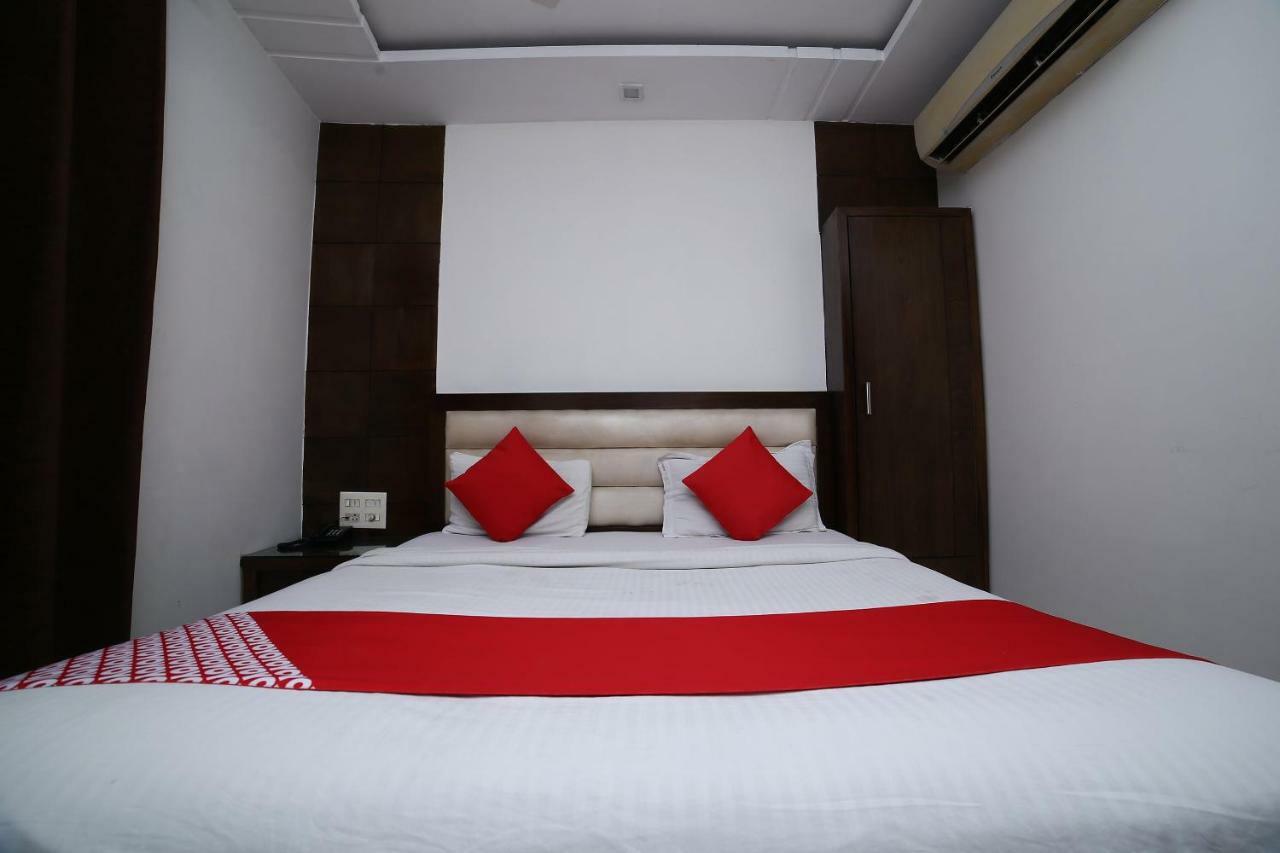 Oyo 11150 Hotel Jmd Rooms Neu-Delhi Exterior foto